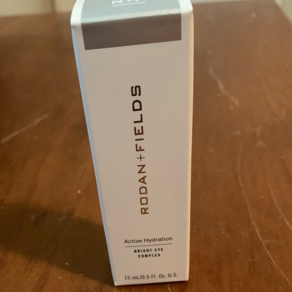 Rodan & Fields Bright Eye Complex